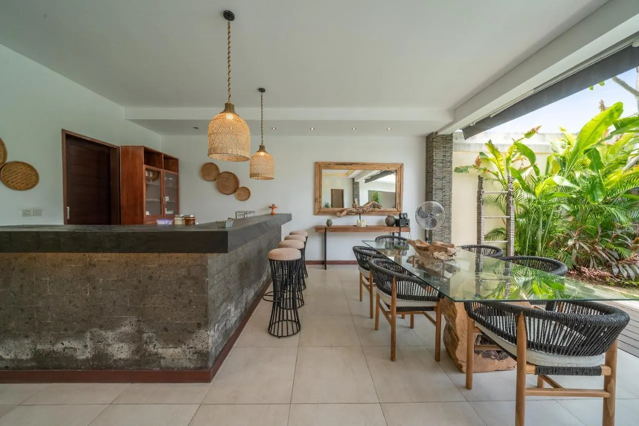 Villa Bima - 3 Bedroom Villa In Seminyak Indonesia