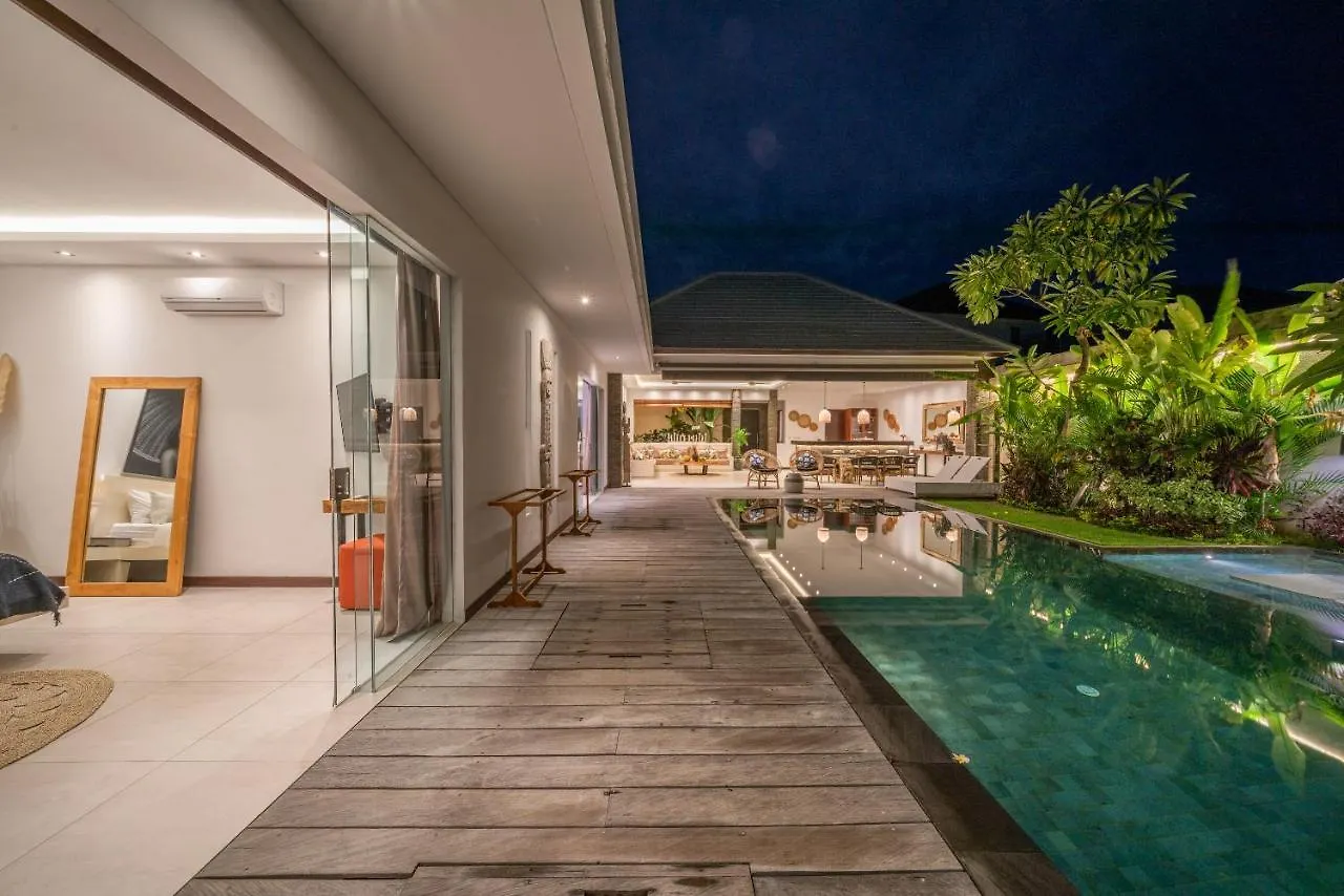 Villa Bima - 3 Bedroom Villa In Seminyak Indonesia